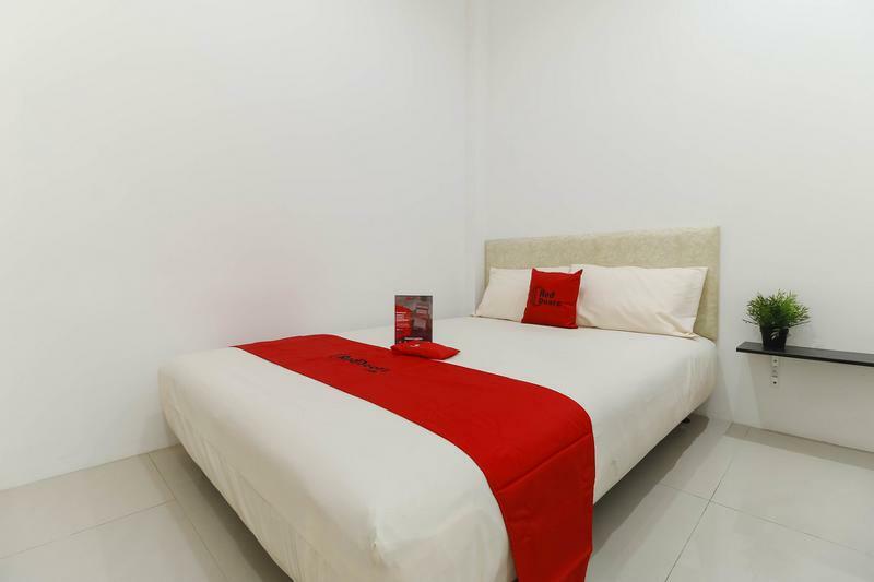 Reddoorz Plus @ Kapuk Business Park Jakarta Eksteriør billede